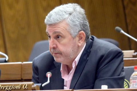EBY deberá informar sobre producción diaria de energía y retiro de la misma
diputados.gov.py/index.php/noti…
<a href="/fernandooreggi1/">Fernando Oreggioni</a> <a href="/ebypy/">Entidad Binacional Yacyretá</a>