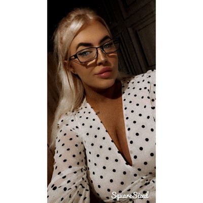 soph_townsend88's tweet photo. #NewProfilePic https://t.co/6adI1I4NtV