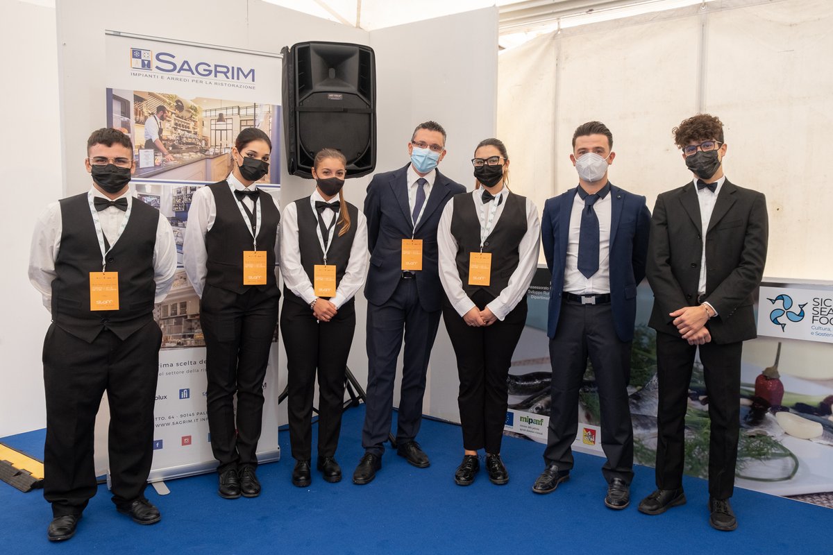 Blue Sea Land tweet media