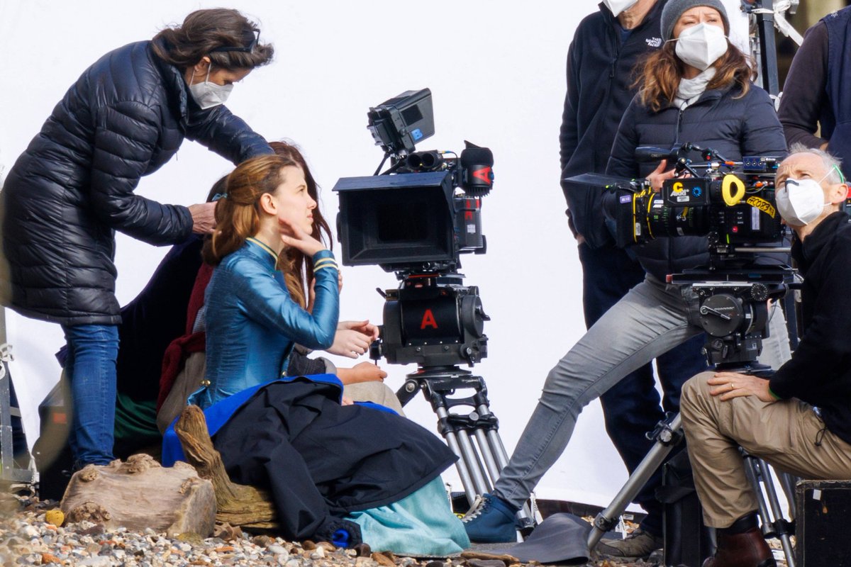 enolasource's tweet photo. Millie Bobby Brown on set for "Enola Holmes 2" days ago! https://t.co/qu7mizg0rE