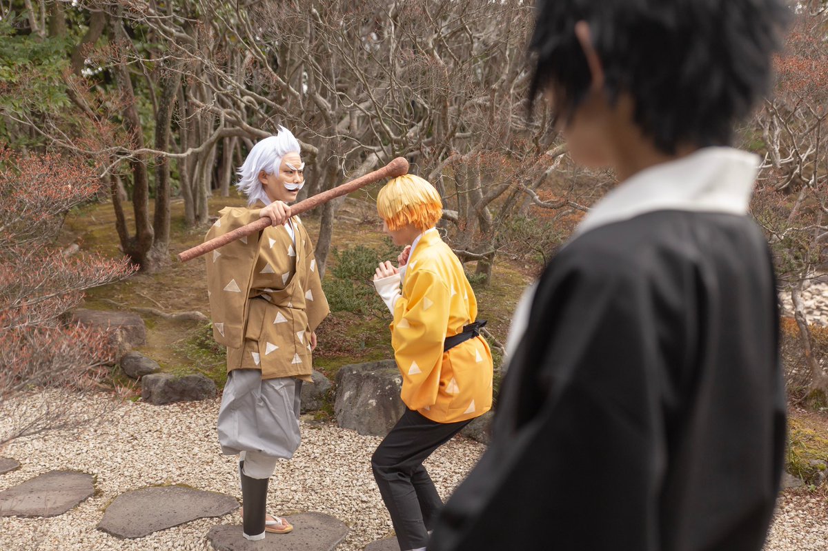 skylala39's tweet photo. 鬼滅の刃/雷一門/cos

ーーーーーーーーー

「　嘗ての日常　」

ーーーーーーーーー

桑島慈悟朗▷わたし
我妻善逸▷ちゃんみお(@thikuwafii)
獪岳▷キョウ(@4warakyo7)
photo▷てるくこ(@terukuko) https://t.co/A6aXAZjqhG