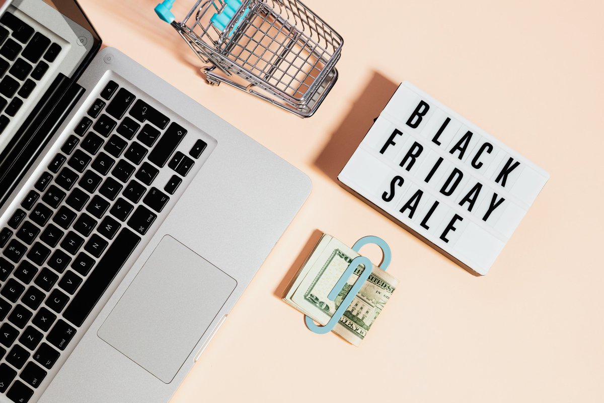 💸Black Friday is Coming💸
<a href="/Walmart/">Walmart</a> and @Amazon marketplaces are sure to drive in most of the holiday shoppers. Their internal workings will force marketplace sellers to go as low ...
⚡️Read More⚡️:ecomrep.com/index.php?knj=…

#dropshipping #ecommerce #BlackFriday
