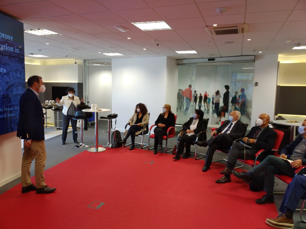 JMesrs's tweet photo. Une délégation Tunisienne de MESRS  visite les structures en charge du Système de RDI Espagnol  @CienciaGob  @AgEInves @CDTIoficial @La_UPM @MESRSTunisie https://t.co/DwYmOJBHJh