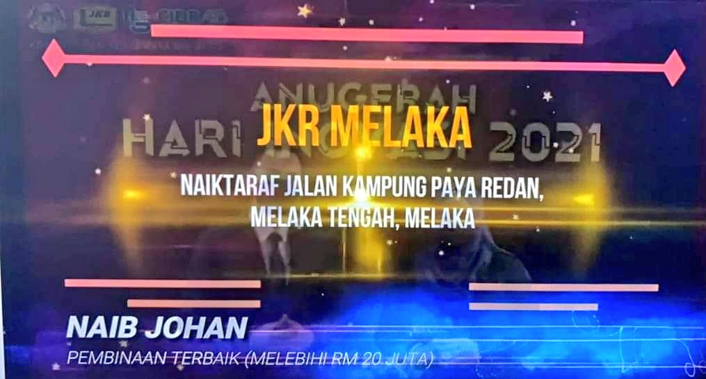 Tahniah JKR Melaka atas Anugerah Naib Johan Pengurusan Projek Terbaik JKR Malaysia Kategori 20 juta ke atas. Syabas JD Melaka Tengah &amp; Team Bhg Jalan <a href="/JKRMelaka/">JKR Melaka</a> <a href="/JKRMalaysia/">JKR Malaysia</a> <a href="/kamelmohamad/">Kamel Mohamad</a> <a href="/SulaimanMdAli1/">Sulaiman Md. Ali Official</a> <a href="/CawJalanJKR/">Cawangan Jalan JKR Malaysia</a> <a href="/JkrTengah/">JKRMelakaTengah</a> <a href="/IrBahari/">Shaharuddin Bin Bahari</a> <a href="/MOWorks/">でやんす</a> <a href="/IrZulkefly/">Mohd Zulkefly S</a>