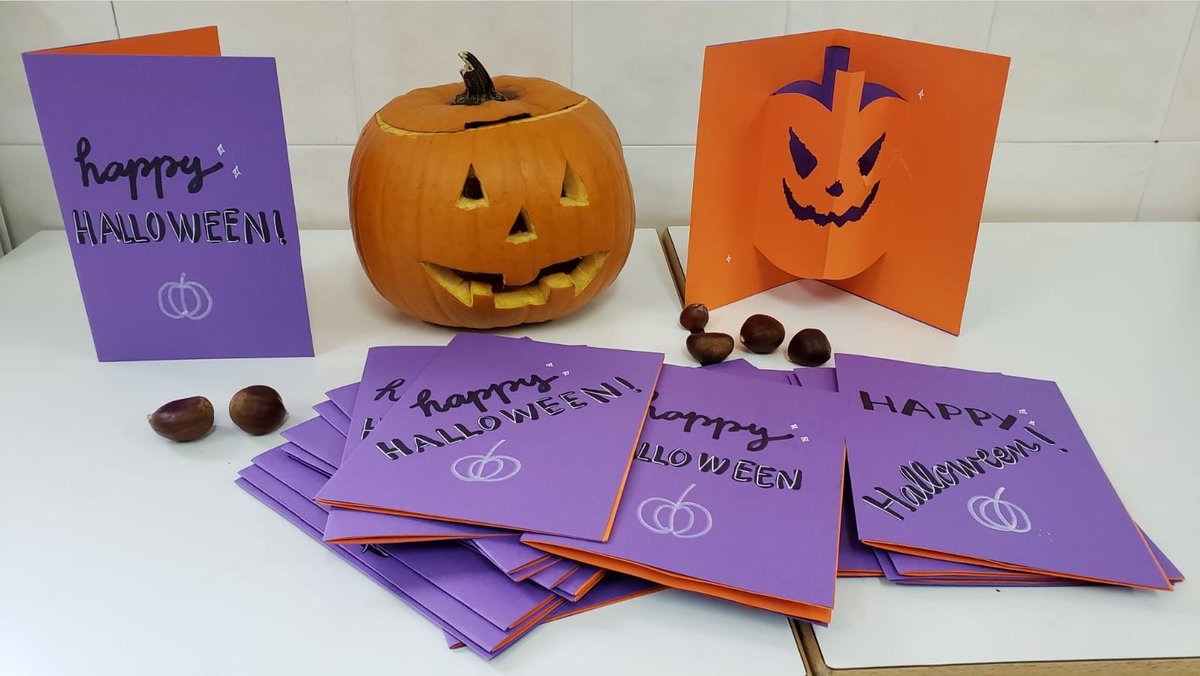 vedrunacent's tweet photo. Celebrem el Halloween #P4SSCC https://t.co/G0JiX49AZE