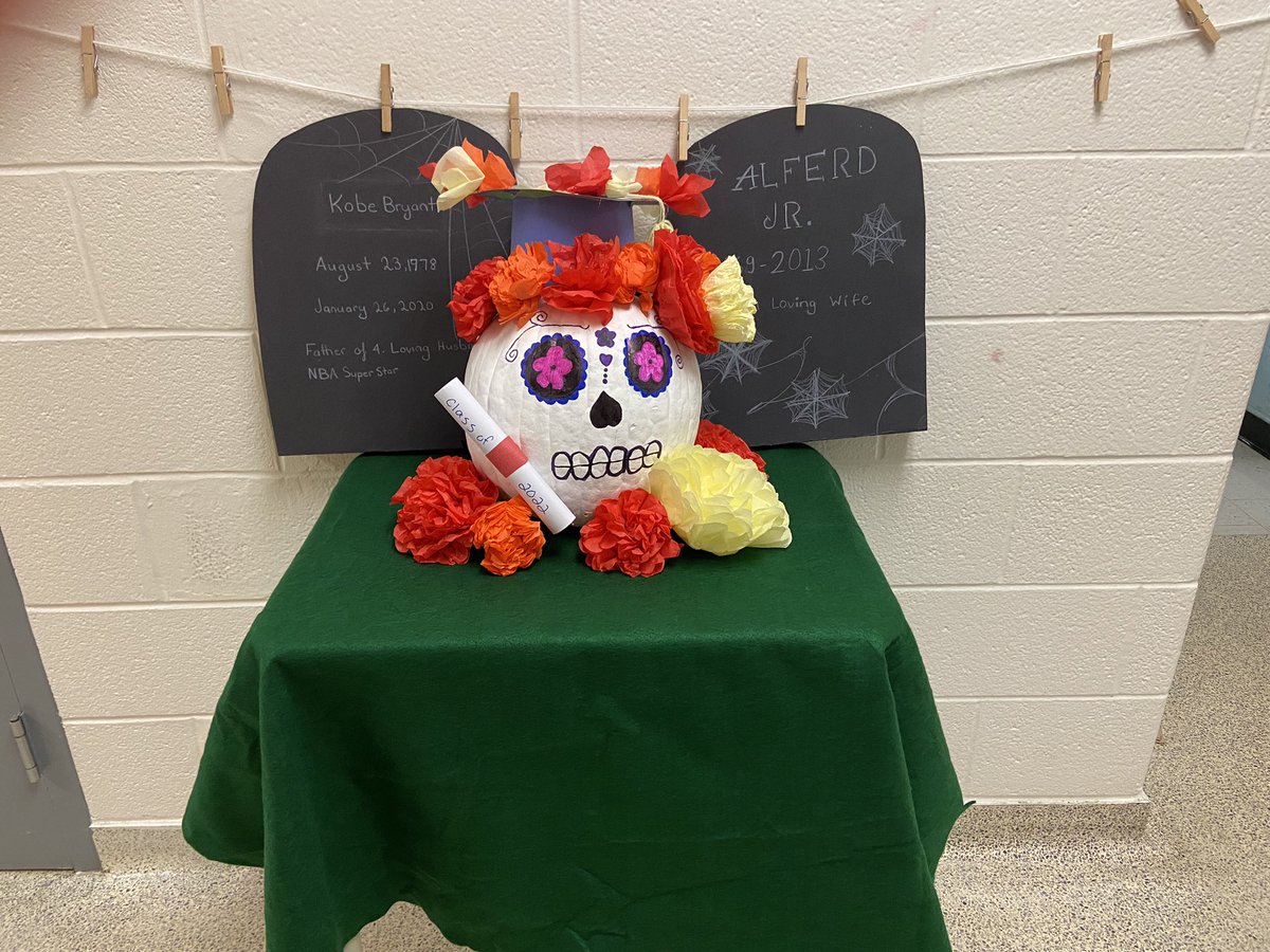 smcs2021's tweet photo. Happy Halloween https://t.co/MlnUo8EmoG