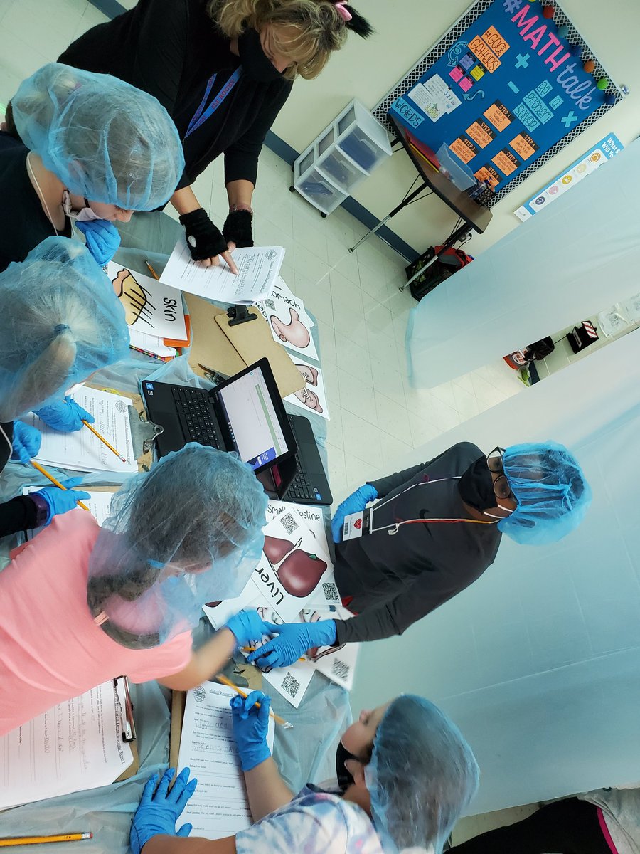 Mrs. Zeek tweet media