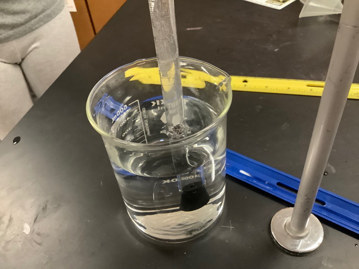 SnySci97's tweet photo. Molar volume of hydrogen gas lab w #APChem. Lucky to work w eudiometers! @jallisonvpc #ilovelabdays https://t.co/AKxWrhxyiE