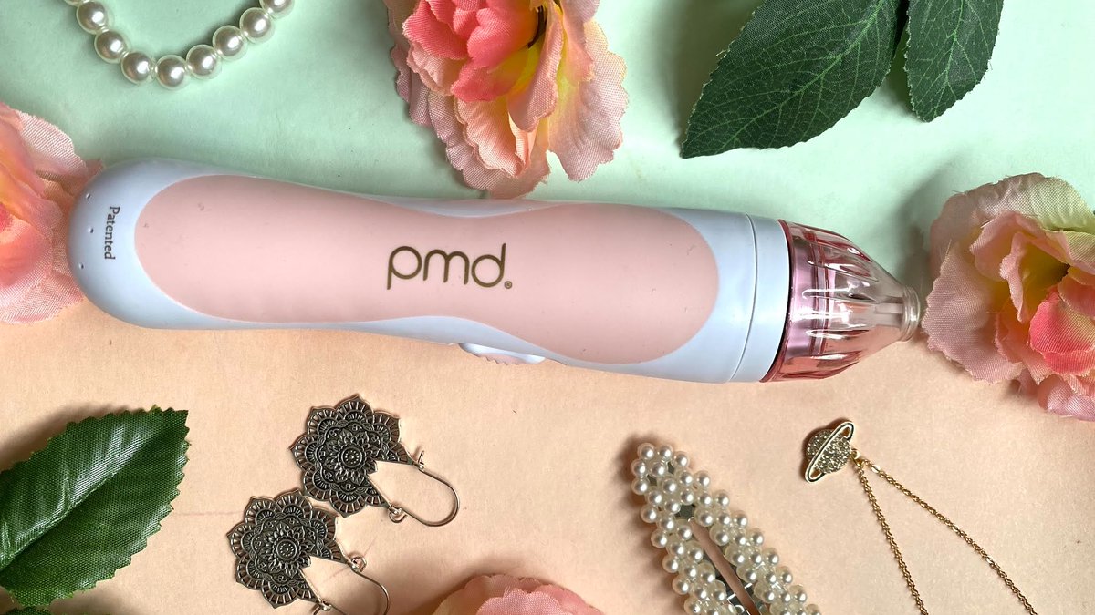 "My skin is a lot softer and I am finding that my creams and serums soak into my skin so much better." A wonderful review by <a href="/JueLookX/">𝒥𝒰𝐸</a> 
juelook.com/2021/09/pmd-pe…  #BBlogRT #bbloggers #skincare #skincareroutine