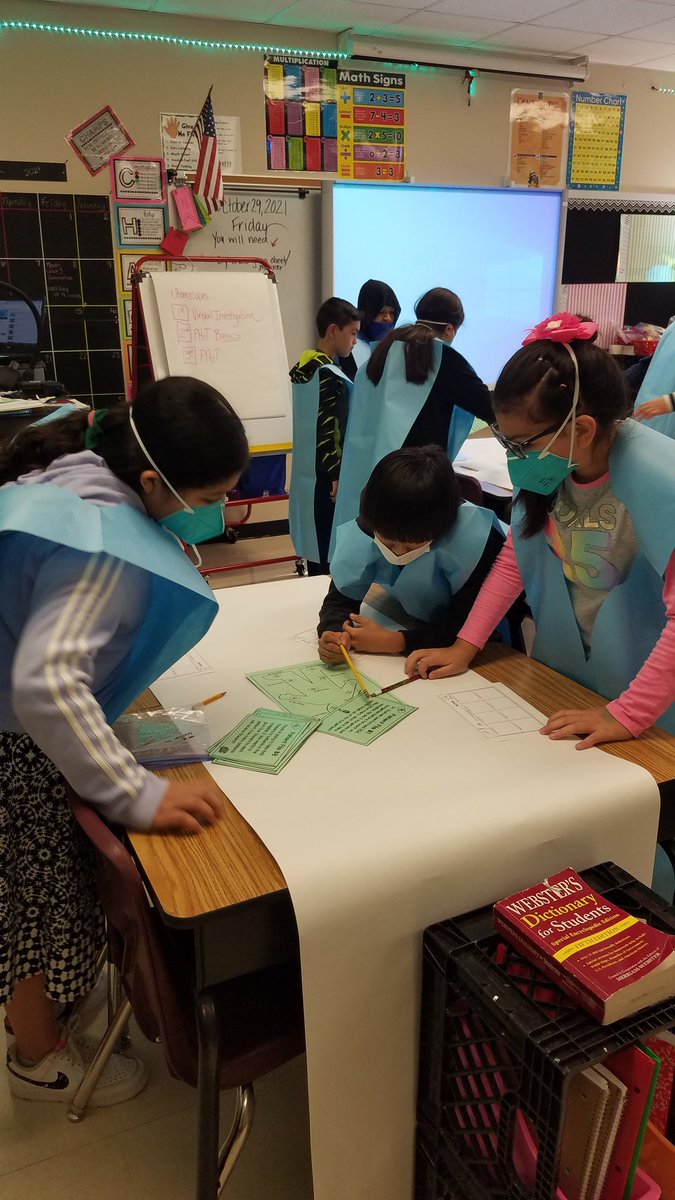 mistyd0816's tweet image. 4th grade students are Division Doctors today.  #magnoliamath #mathcountsinMISD