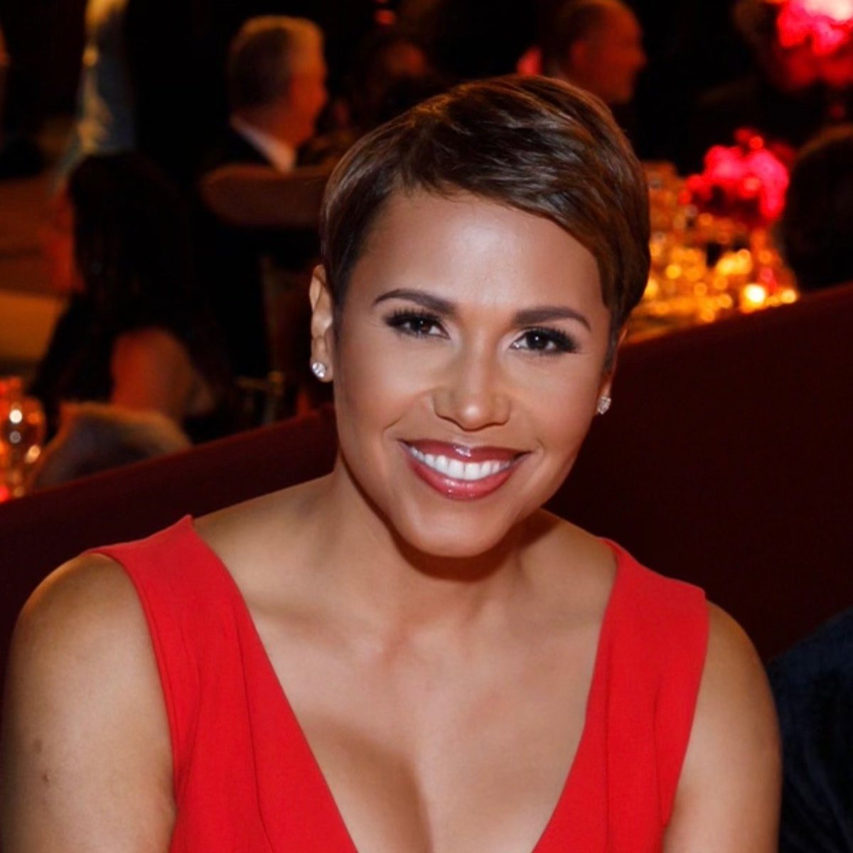 Jovita Moore

We know you fought with all you had! I will miss your beautiful smile and warm laughter, let alone seeing you in my living room everyday. You will be missed greatly my friend. 

Many heartfelt prayers to your family. May your soul travel well!

Life is but a moment.
