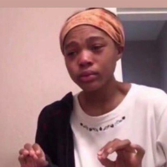 baemaaann's tweet photo. Me explaining my friend what happened bw zayn and gigi and what tf I’m feeling rn
#ZaynMalik https://t.co/hYJZy0a3Ki