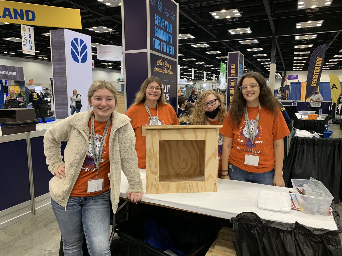 jesslkeefer1's tweet photo. Had a fantastic morning make food pantry cupboards. https://t.co/2X4L2VZnbY