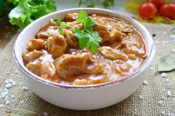 Гуляш из СССР: рецепт, по которому готовили повара в производственных столовых

Благодаря ему можно было исправить любой недочет или неудачу повара.
vtempelife.com/gulyash-iz-sss…