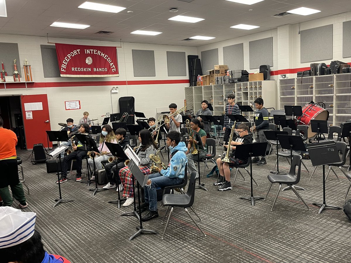 FIS jazz band sounds fantastic this morning! #BISDpride #FiSjazzband #FISistheBest