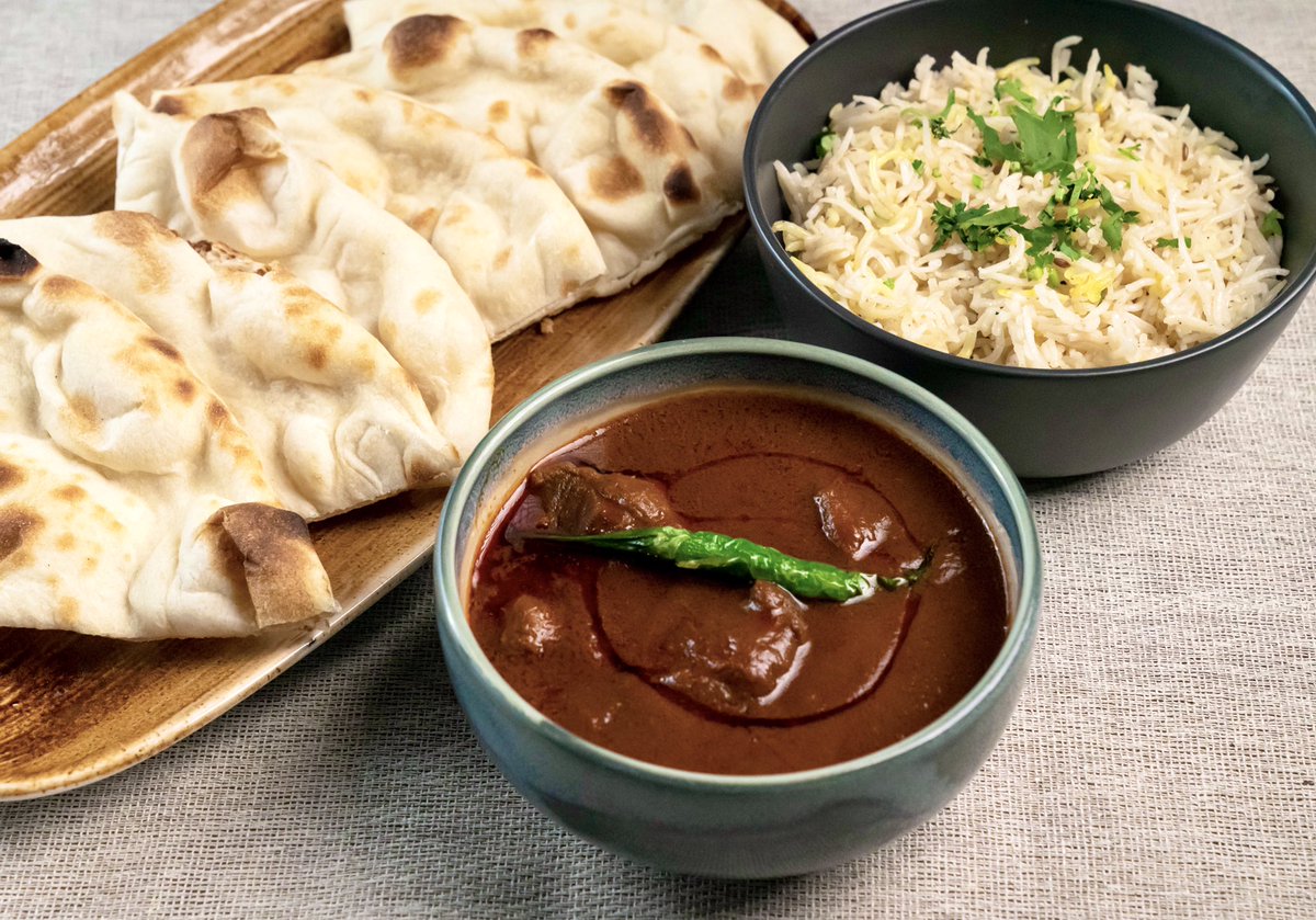 blacksaltsheen's tweet photo. ✨𝐏𝐨𝐫𝐤 𝐂𝐡𝐞𝐞𝐤 𝐕𝐢𝐧𝐝𝐚𝐥𝐨𝐨✨ @blacksaltsheen
#blacksaltsheen #porkcheek #porkvindaloo #eastsheen #pork #vindaloo #curryrecipe #curry #currynight #pulaorice #naanbread #naan #richmond #london #restaurant https://t.co/dMunoGTyAZ
