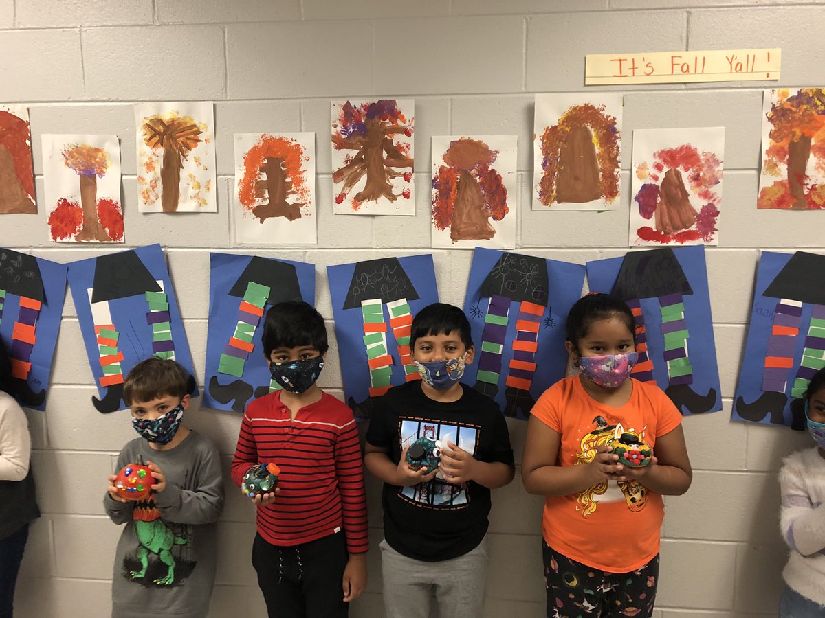 REESeagles's tweet photo. Rivers Edge students are in the Halloween 🎃 spirit today as they participate in pumpkin-themed activities and BOO 👻 out bullying in their orange and black attire! @REESeagles https://t.co/2Awqs59Mu3