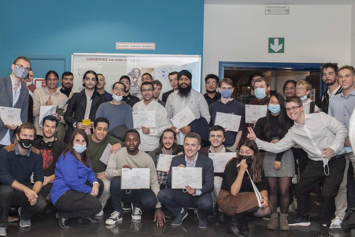 Mikael Degeer tweet media