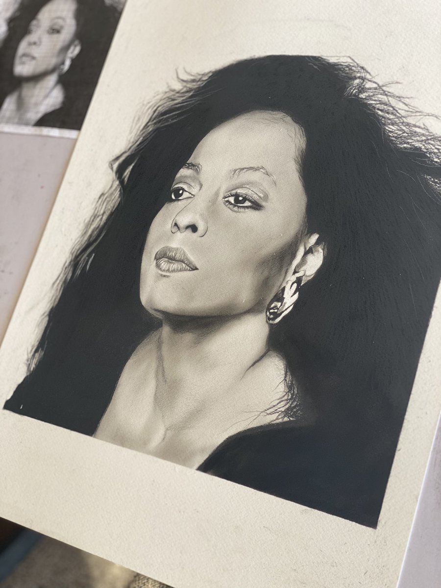 mhoart_'s tweet photo. @DianaRoss Happy birthday @DianaRoss @TraceeEllisRoss please RT 🙏🏼 https://t.co/PJLu1hI7RS