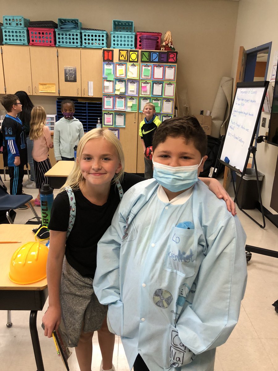 KimberlyCastner's tweet photo. Happy Career Day from #castnerkids! So excited to see scientists, teachers, gymnastic coach, designer, baker, rancher, construction workers, professional sports players, pediatrician, professor, and me!!!! @StallingsESNC @UCPSNC @AGHoulihan https://t.co/celXrlsBCU