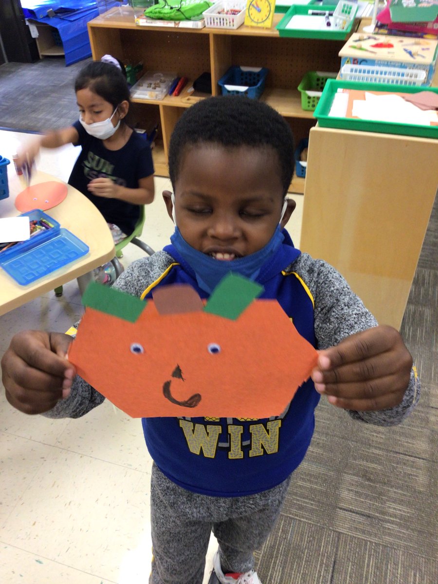 Nelson_class's tweet photo. Celebrating the end of October by making our own Spookley Pumpkins @hunley_park @harden_stalcup https://t.co/vbklF7D65T