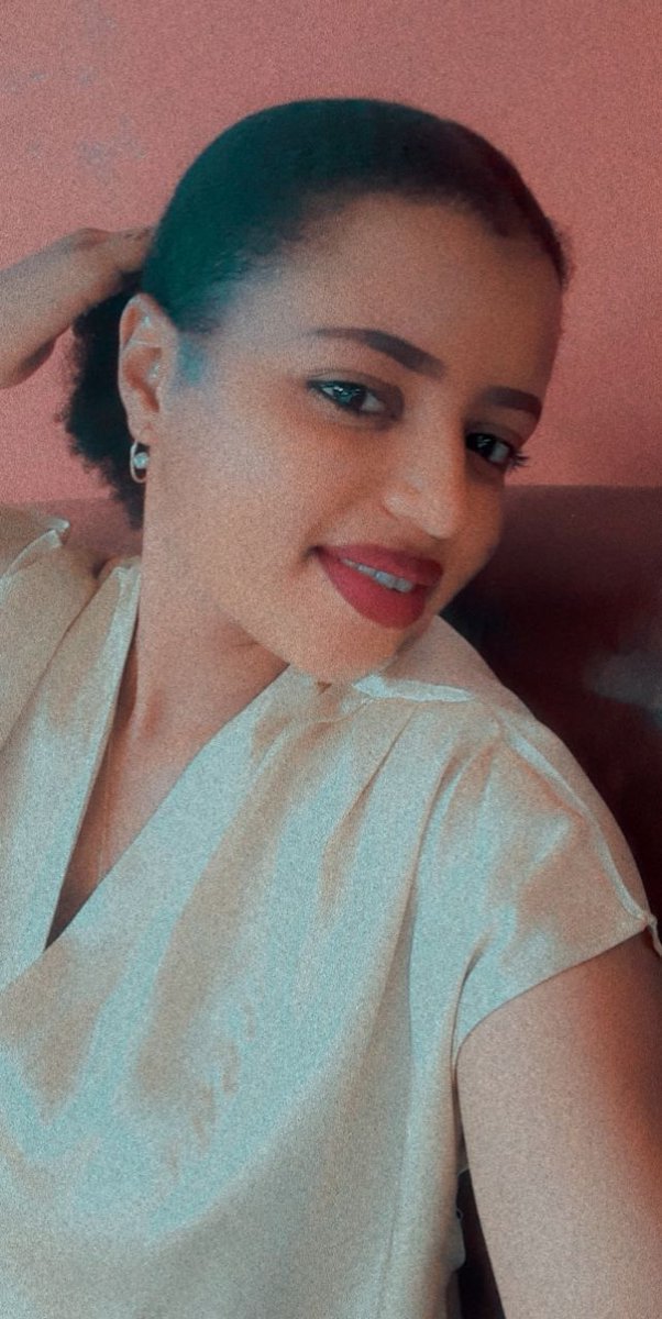 BBB840's tweet photo. Poulho❤😍❣Mo DINGUIRAYE❣❤

For my healthy hair I use *Sukundu hair growth's cream*,it's available at Dakar 🇸🇳, DRC🇨🇩 and Guinea 🇬🇳🔥.
You can text me inbox if you want to make order 😍
#africanProduct #Afrohair #Afro #Cheveux #peulh #entrepreneurlife
#Entrepreneurship https://t.co/HXfqBXT87t