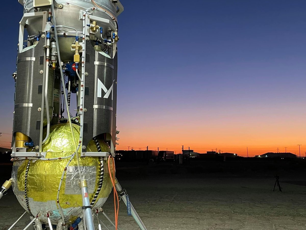 This one is just too good not to share. Glory shot of <a href="/mastenspace/">Masten Space Systems</a> #Xodiac flight vehicle in the early morning Mojave desert light, just prior to launch with the prototype #LunarExoCam test flight payload on board