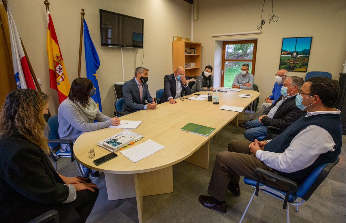 Pablo_Zuloaga's tweet photo. .@SajaNansa cumple 30 años impulsando nuevas oportunidades para las zonas rurales de #Cantabria. Su Plan de Sostenibilidad Turística desarrolla en torno al #patrimonio, la #cultura y el #deporte oportunidades de futuro para el empleo y la economía. Trabajaremos juntos 🤝 https://t.co/nTg09YAstr