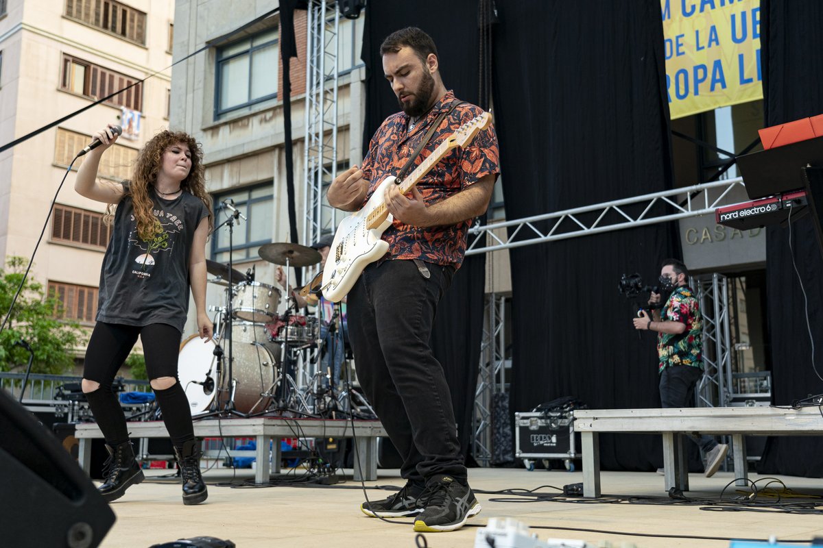 Hoy empieza el @SanSanFestival y abre el telón Bad Ideas (Red Smoke), el ganador de la primera edición del #GrocTalent!

⌚ Su actuación es a las 18.30 horas. 

Os deseamos a todos los asistentes que disfrutéis del festival 🎸🎵. 

#EndavantCultura #Sansan2021