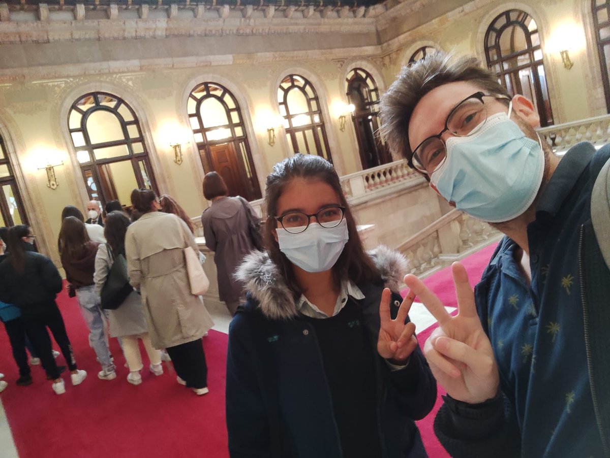 atzavaraarrels's tweet photo. Moltes gràcies a les entitats AGIPCAT i  Sastipén Talí per convidar-nos a compartir un día tan emotiu al Parlament de Catalunya. 

#SomAtzavaraarrels #joves #famílies #Voluntariat #procescomunitari #Tortosa #TerresdelEbre

https://t.co/pR2q0wiMgA https://t.co/9vuf1n0MTN https://t.co/3DGwdPdGwI