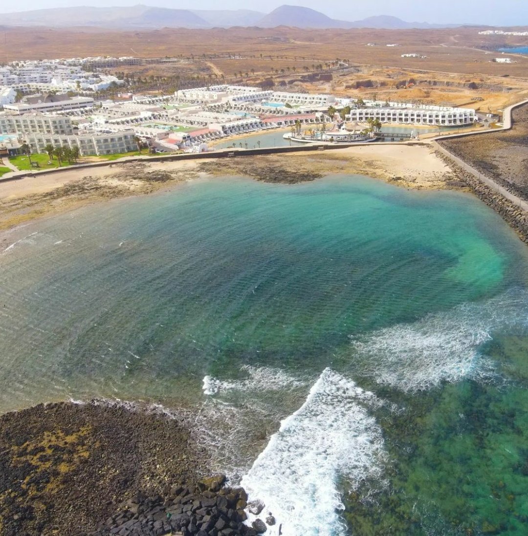 CDronfly's tweet image. Tomate un momento de relax😉🧘📸
#FFTB #VOX #PrimeroVox #VoxExtremaNecesidad #DefendemosEspaña #VivaEspaña #azulejosdeveneguera #veneguera #mogan #mogangrancanaria #GranCanaria #IslasCanarias #Canarias #embarcacomopuedas @visitalapalma