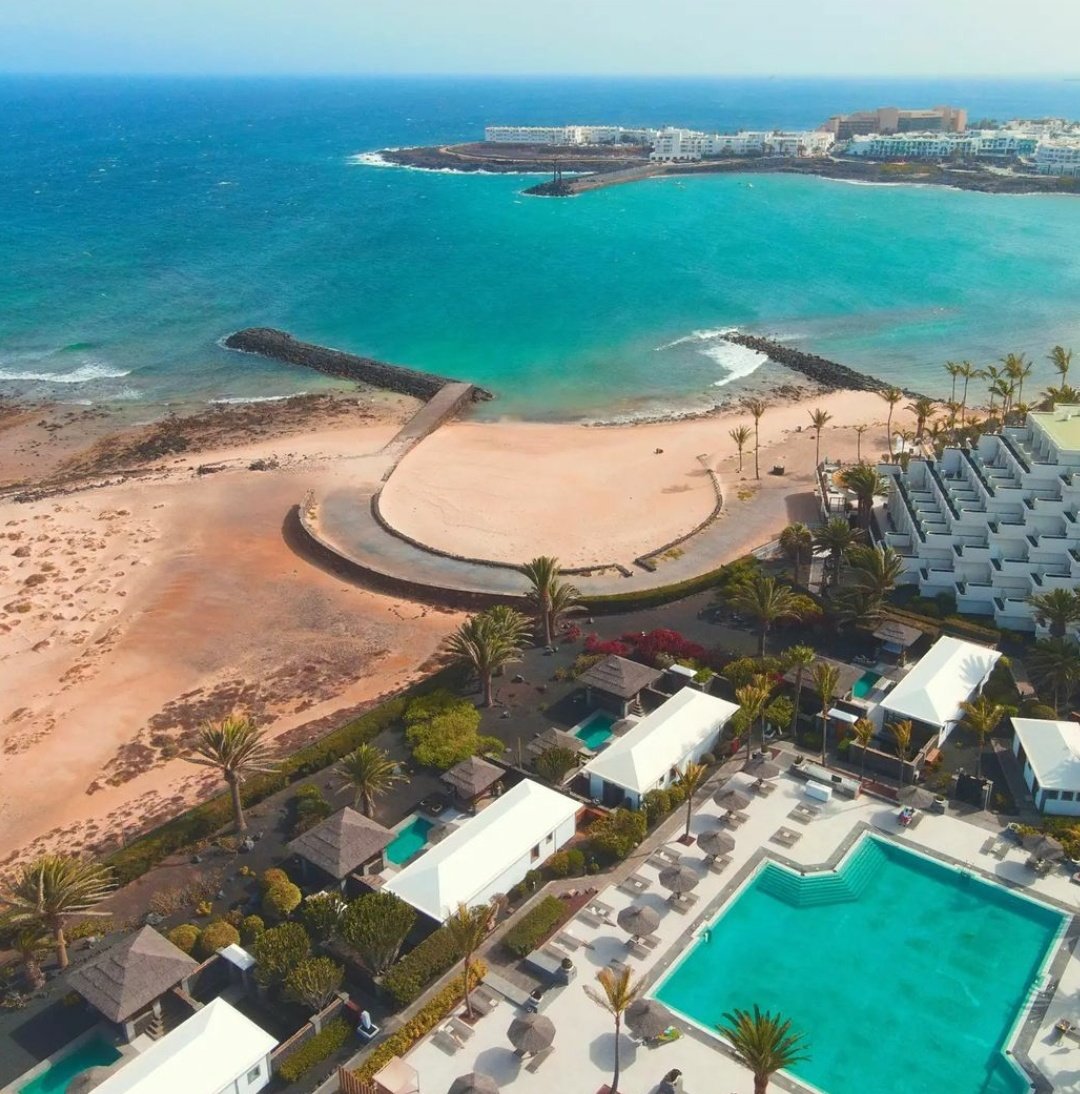 CDronfly's tweet image. Tomate un momento de relax😉🧘📸
#FFTB #VOX #PrimeroVox #VoxExtremaNecesidad #DefendemosEspaña #VivaEspaña #azulejosdeveneguera #veneguera #mogan #mogangrancanaria #GranCanaria #IslasCanarias #Canarias #embarcacomopuedas @visitalapalma