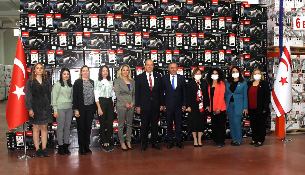 StilevsOfficial's tweet photo. Yoğun programlarına rağmen firmamıza teşrif ederek bizleri onurlandıran; @ersinrtatar @gul_davut @FatmaSahin Turgay Deniz @fahriyonluer @MTuncayYildirim @MHilmiTeymur 'a gerçekleştirdikleri bu nazik ziyaretlerinden dolayı Stilevs ailesi olarak teşekkür ederiz. https://t.co/XA2Bt9dh2L