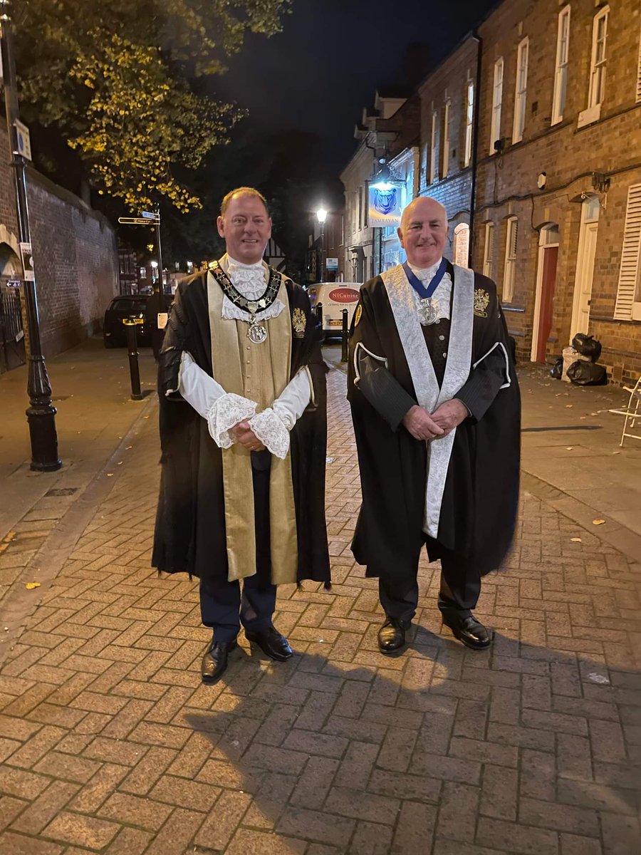 Introduction to new Warwick Court Leets new Bailiff, Mark Robertson, and new Low Bailiff, Alan Lettis
