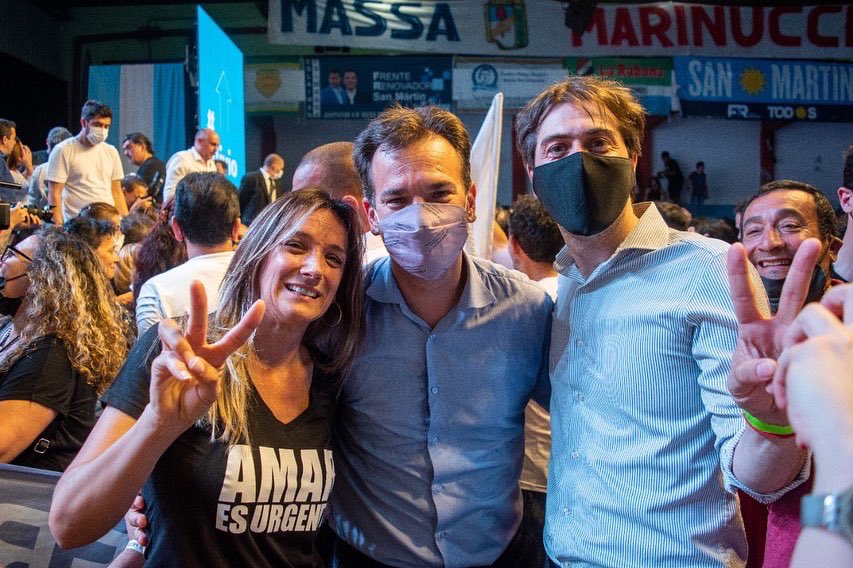 fdangeloquilmes's tweet photo. En el Club Ferrocarril Oeste de #Merlo, se llevó adelante el #PlenarioPBA del @FrenteRenovador.

Entre todos y todas vamos a tener una #ArgentinaUnida❤️🇦🇷.

@SergioMassa 
@MalenaMassa https://t.co/7xUfRUi5PI