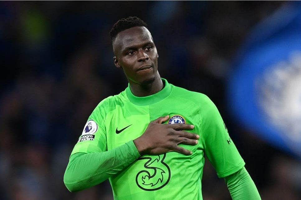 siphillipssport's tweet photo. Fewest goals conceded in Europe's top 5 leagues this season:

🏴󠁧󠁢󠁥󠁮󠁧󠁿 Chelsea - 3
🇮🇹 Napoli - 3
🏴󠁧󠁢󠁥󠁮󠁧󠁿 Man City - 4
🇪🇸 Athletic Club - 6
🇩🇪 Freiburg - 6
🏴󠁧󠁢󠁥󠁮󠁧󠁿 Liverpool - 6
🇪🇸 Sevilla - 7
🇩🇪 Bayern Munich - 8
🇪🇸 Nice - 8

[via @WhoScored] https://t.co/s18UV8qZnU