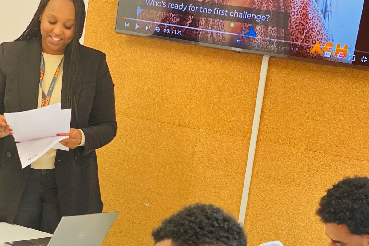 We've been welcoming learners to our Employability Skills course in Coventry! 

We covered self esteem and confidence when accessing the labour market, helping our clients to discuss the barriers/challenges to employment and working through solutions 👏