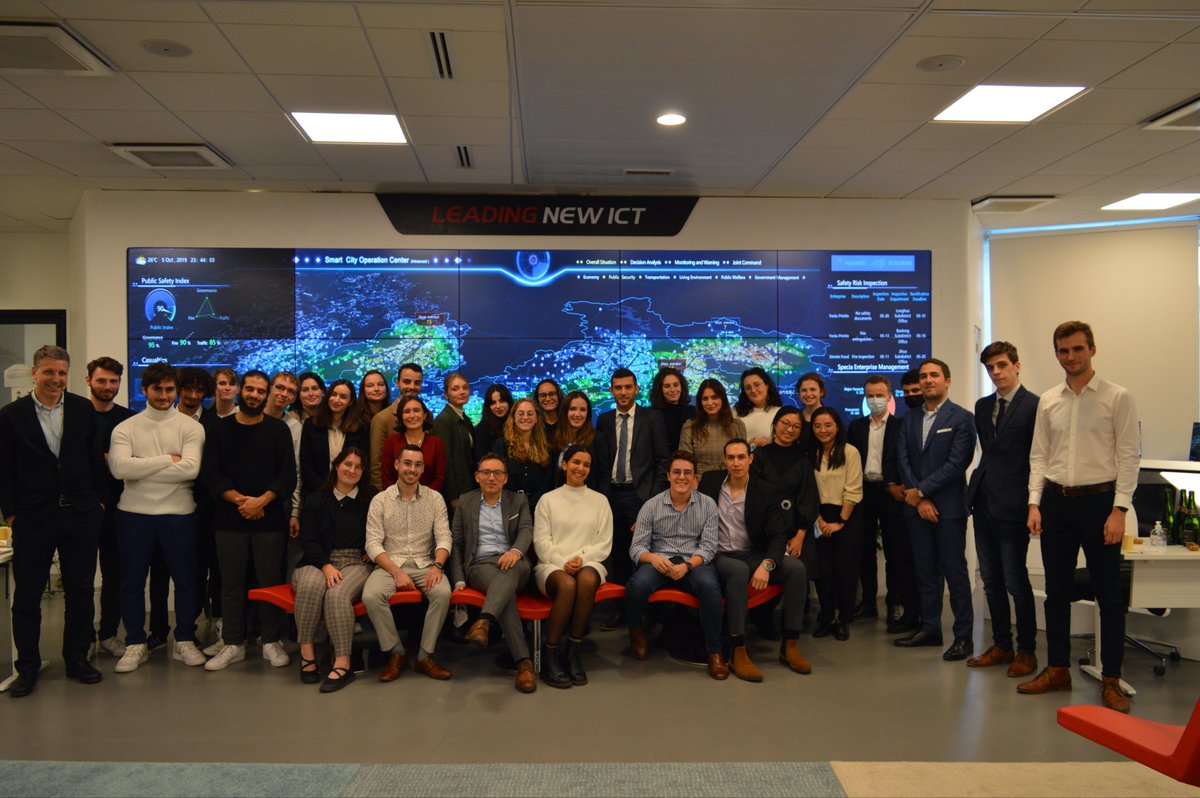 AssoM2DAST's tweet photo. Nous remercions les équipes @HuaweiFr pour leur accueil, en particulier Monsieur Pierre Simay, Monsieur Shihong Qian, Madame Keying Xu et Monsieur Louis Pollin. 

Nous nous réjouissons de la présence de Huawei aux côtés du DAST depuis maintenant 4 ans ✨ https://t.co/iiCvfujIBX