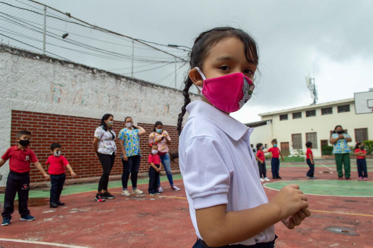 ¡Si perdemos la esperanza, lo perdemos todo! Con educación nos vacunamos contra la desesperanza.

#SomosEsperanzaEducativa
