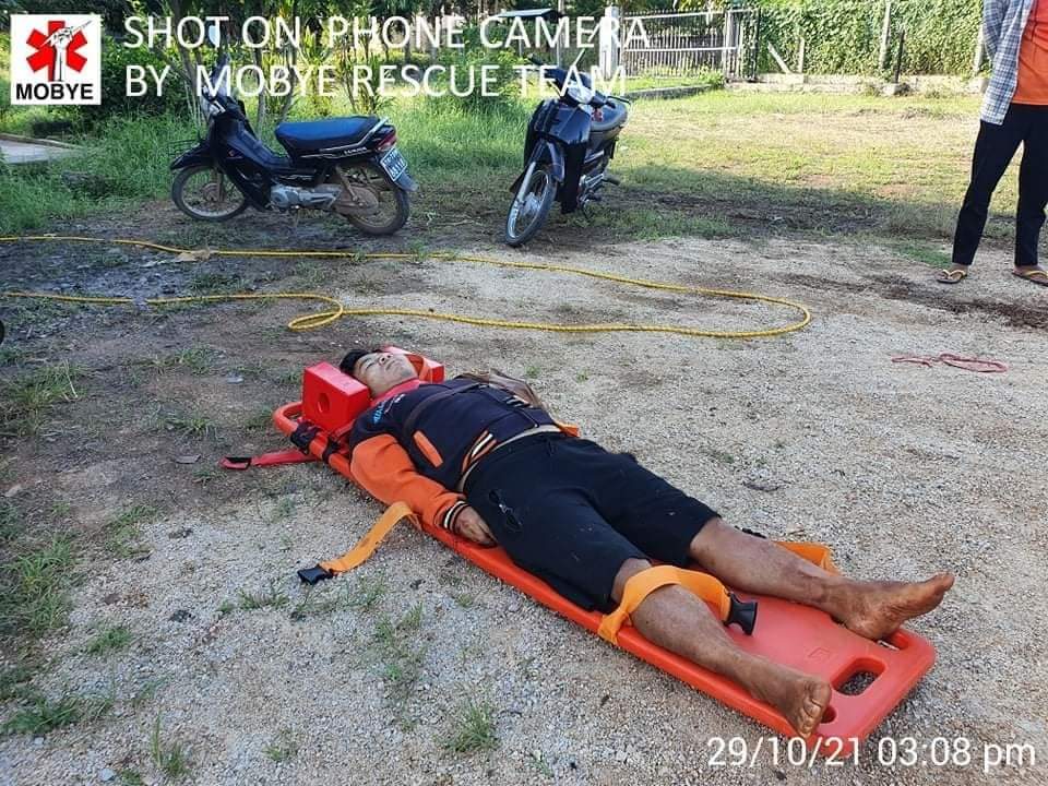 Merries1998's tweet photo. Happened at MoeByal, Kayah stateon Oct 29; a rocket which has been randomly fired by SAC killed at least 2 ppl who were working at farm n also injured some of the locals.

#Oct29Coup 
#WhatsHappeningInMyanmar https://t.co/vQEvylbJw6