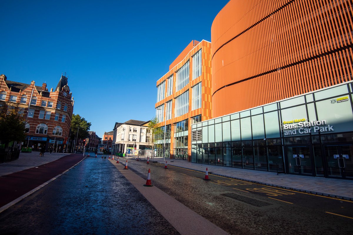 Have we got a deal for you 🙌
We’re doing an opening offer of £5 to park all day when you park in our brand new Broad Marsh Car Park!
Offer valid 1-14 November 2021. 
Check out our handy guide for all the info you’ll need: transportnottingham.com/broadmarsh