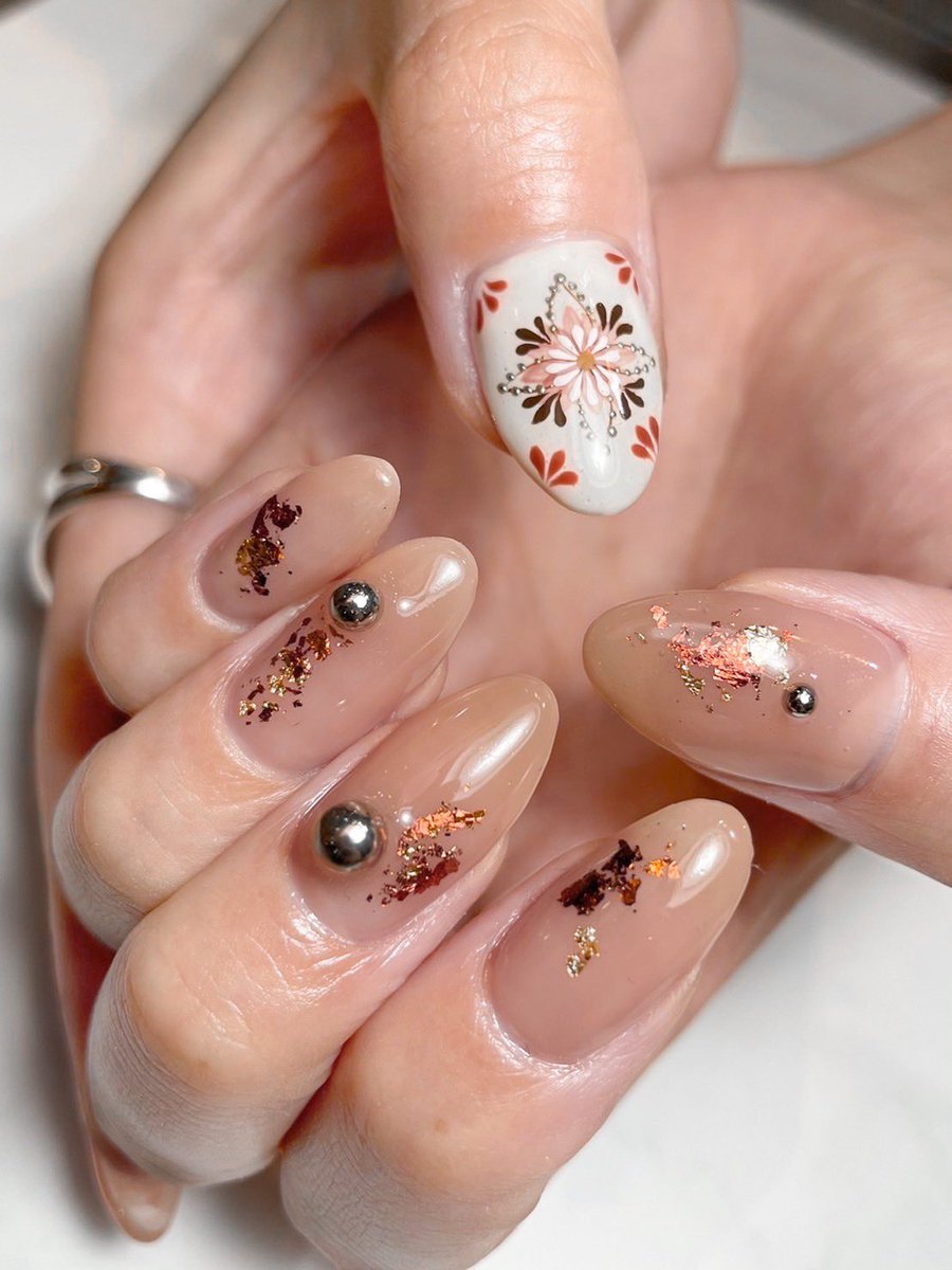 umpsan's tweet photo. 松山市千舟町にあるネイルサロン
Nail Factory PINKBERRYにてネイリストのお仕事をしています💅🏻
Instagram▶︎▶︎▶︎ https://t.co/2HGAJmerEB
是非フォローしてください！
ニュアンス系から手描きで可愛いアートまで色々得意です💪🏻
よろしくお願いします🌼🌼🌼 https://t.co/BZYfYBkzRm