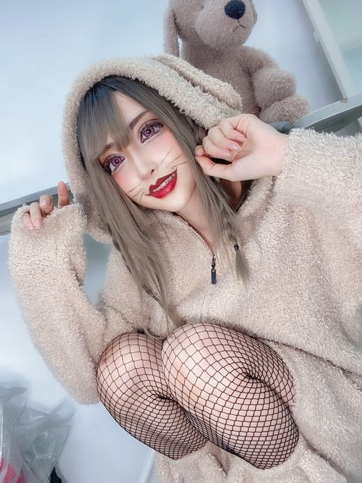 Twitterのコスプレ画像2