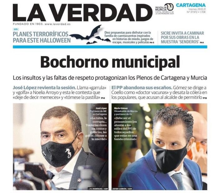 pedroatticus's tweet photo. "Bochorno municipal". 
No se me ocurre mejor manera de describir lo acaecido en Cartagena y Murcia.
Cuando uno entra en política, lo menos que puede hacer es respetar el cargo institucional que ocupa y a los ciudadanos que representa, que no merecen este lamentable espectáculo... https://t.co/shu0JJDWwS