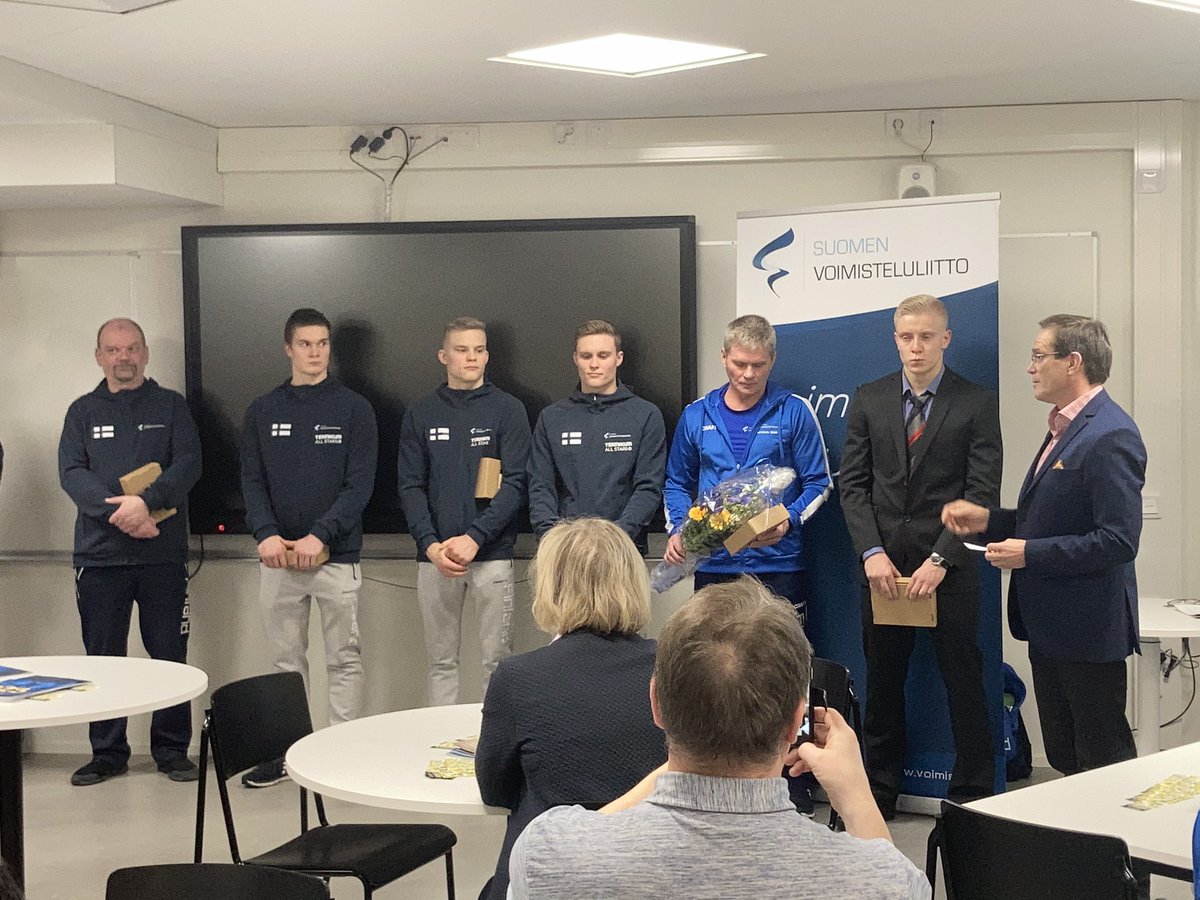 Jari Savolainen (@jarisavolainen) on Twitter photo Mitalikaffet💥🥳
Onnea <a href="/EmilSoravuo/">Emil Soravuo</a> 🥈
&maajoukkue, valmennustiimi ja taustavoimat huikeista suorituksista💪💪💪
#Estt
<a href="/Voimistelu/">Voimisteluliitto</a>
<a href="/kisakallio/">Kisakallio</a>
<a href="/urhea_fi/">Urhea</a>
+äidit, isät, junnuvalmentajat ja muut matkassa kulkijat🙌 Mitalikaffet💥🥳
Onnea <a href="/EmilSoravuo/">Emil Soravuo</a> 🥈
&maajoukkue, valmennustiimi ja taustavoimat huikeista suorituksista💪💪💪
#Estt
<a href="/Voimistelu/">Voimisteluliitto</a>
<a href="/kisakallio/">Kisakallio</a>
<a href="/urhea_fi/">Urhea</a>
+äidit, isät, junnuvalmentajat ja muut matkassa kulkijat🙌