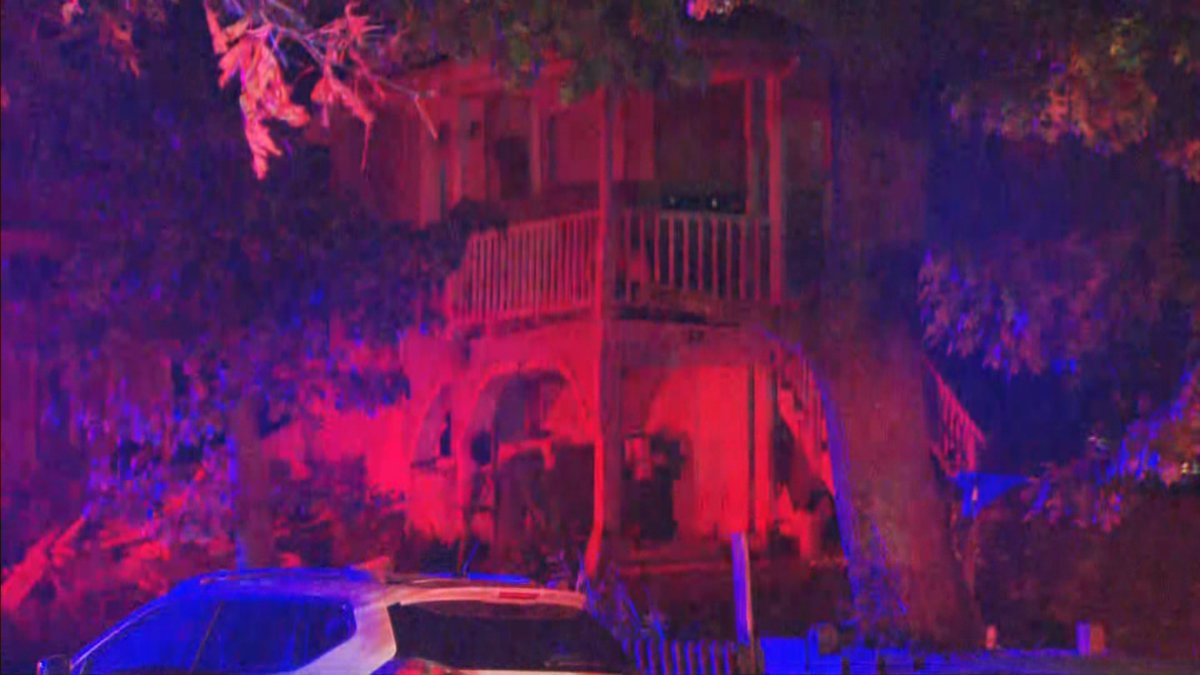 Brockton Fire says they responded to a home on Menlo St. last night after a child called 911. They found the child's mother going in and out of consciousness. There was a generator running inside. 3 adults, 2 kids transported to hospital w/signs of carbon monoxide poisoning <a href="/wbz/">WBZ | CBS News Boston</a>