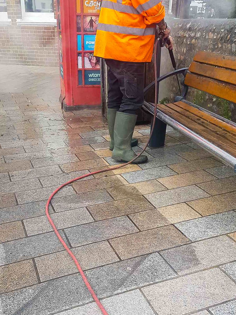adurandworthing's tweet image. Contractors have been busy in #Shoreham's East Street this week as the district continues to receive a spruce-up. 🚿🧽

The series of works, including jet washing and gum removal, have been made possible by the Government's Welcome Back Fund.