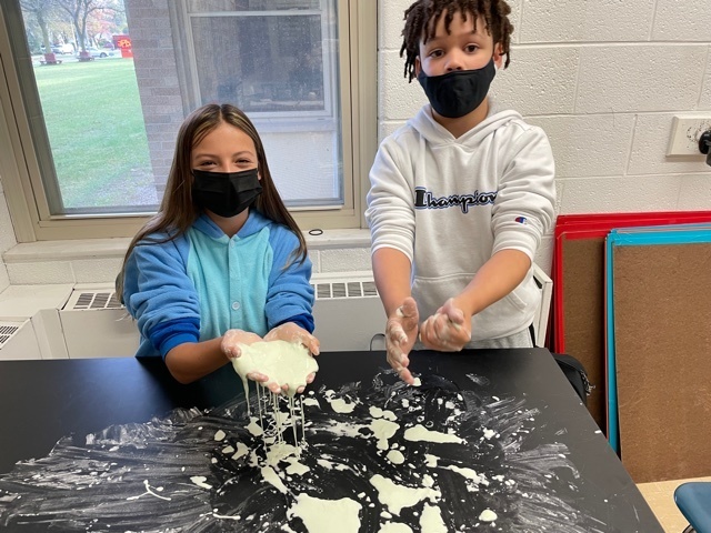 vbps_mcbride's tweet photo. Ms. Barrons' students loved making slime for Halloween! https://t.co/ihlzlQnU0q