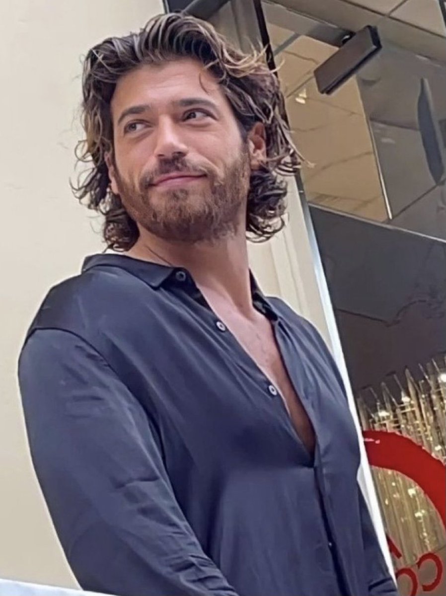carmen35570973's tweet photo. @Canangel18 Good Morning my dear friend ❤️😘
Have a great Friday 

#CanYaman 
#FrancescoDemir 
#ViolaComeIlMare 
#LuxVide https://t.co/dYkO5h2sE0