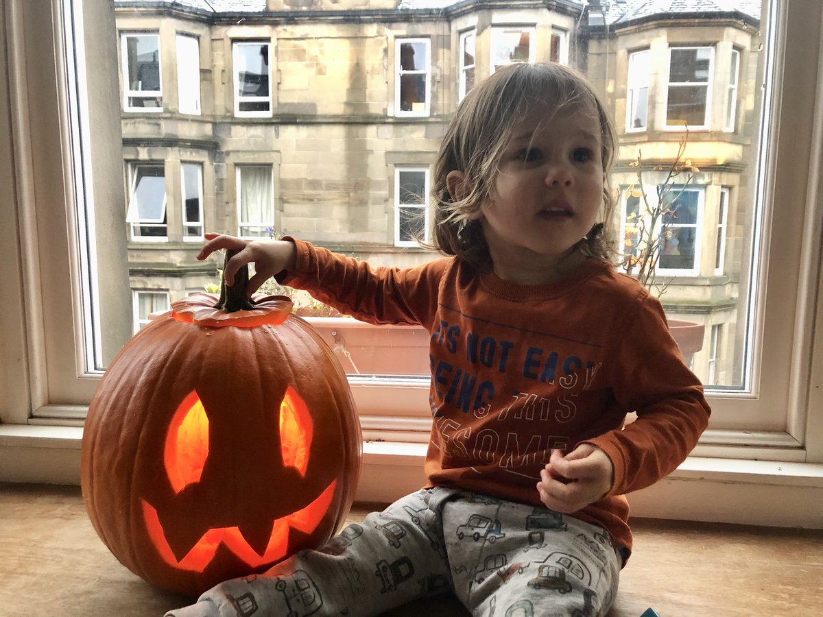laratheaussie's tweet photo. Happy Halloween! 🎃 #halloween2021 https://t.co/O7WvmbX721